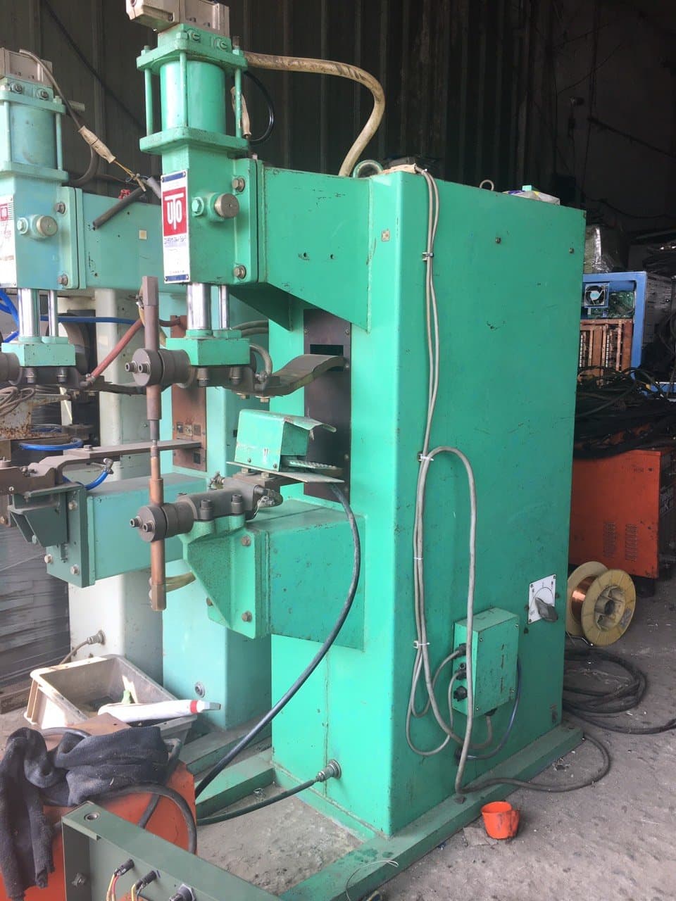 Máy hàn bấm tụ 6kva