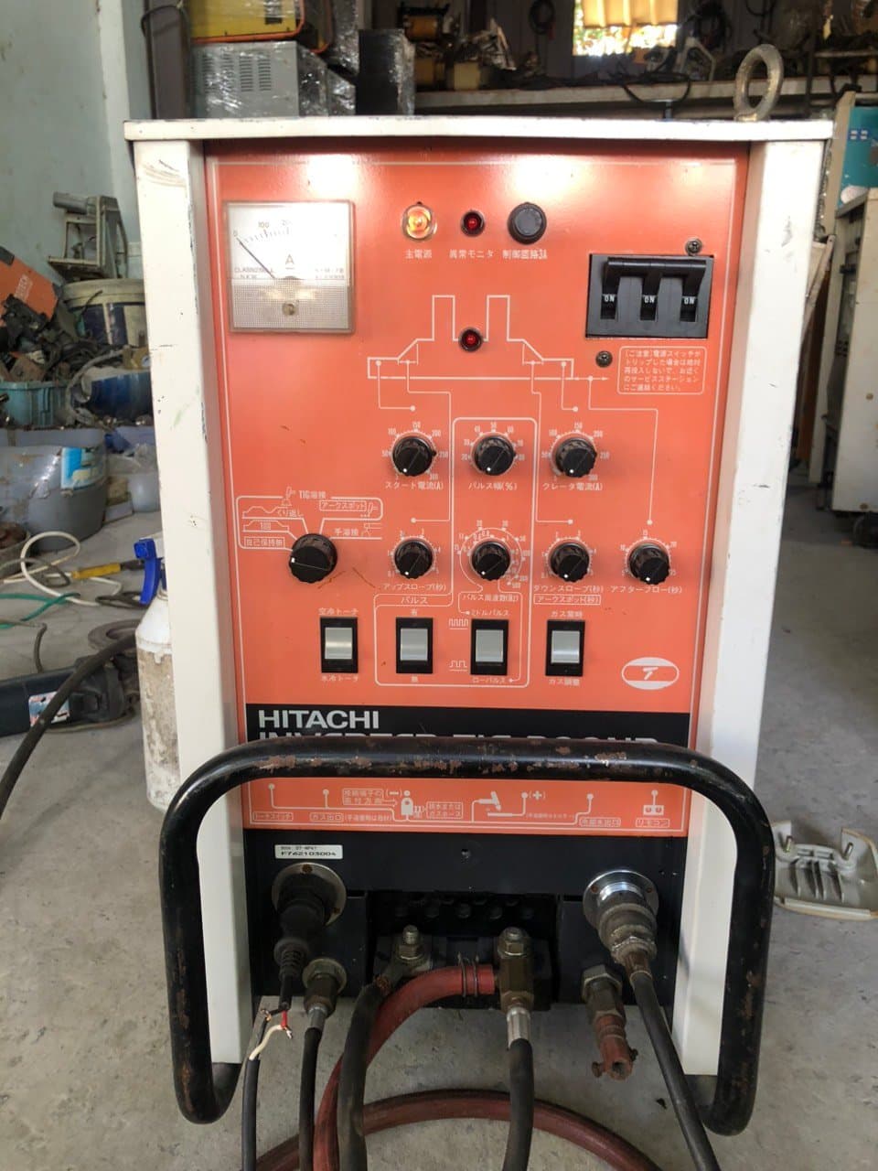 Máy hàn tig 300NP Hitachi